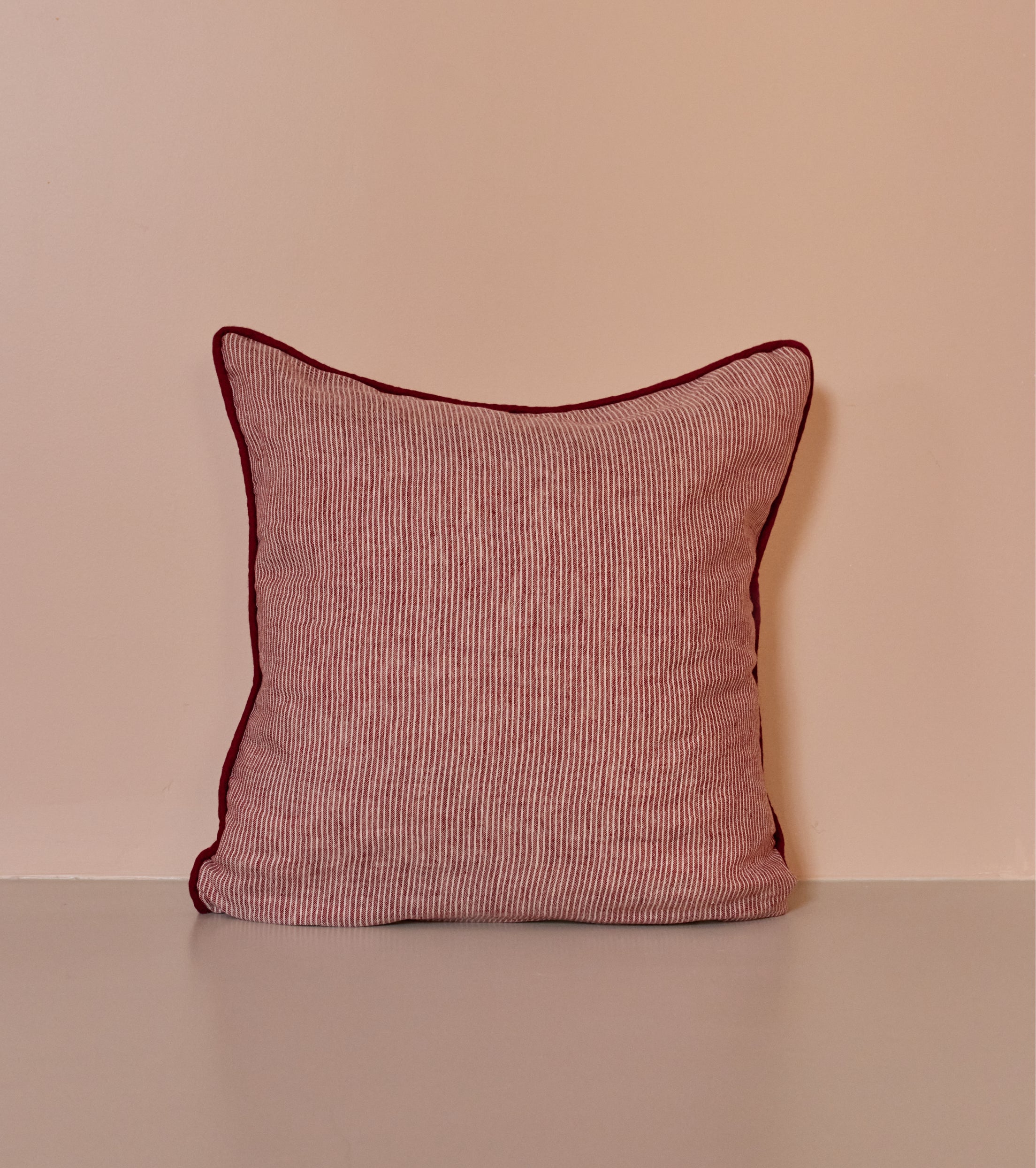 Minni Red Cushion – Square